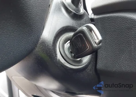 2016 Hyundai Santa Fe Sport 2.4L из США, поврежденный, VIN 5XYZTDLB4GG362596